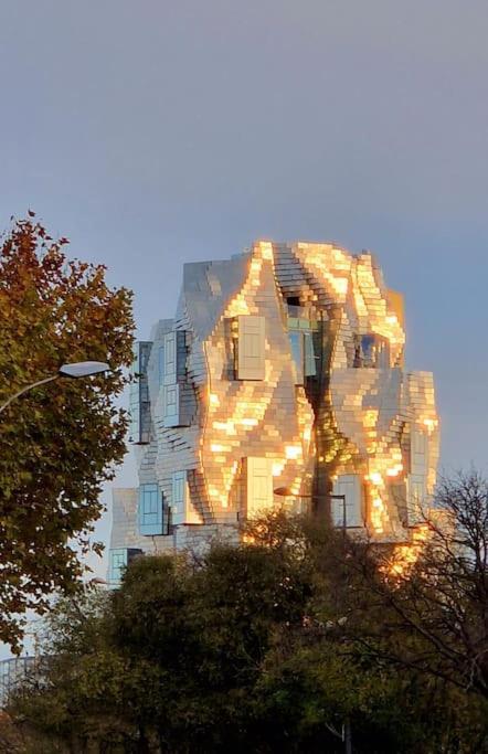 Апартаменты Capucines, Un Jardin Secret Dans Le Centre Historique Арль Экстерьер фото